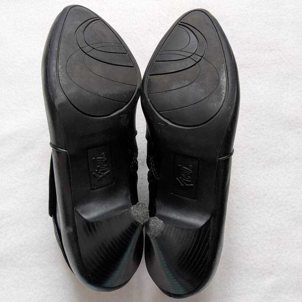 Fold Over Booties - Picture 5 of 8